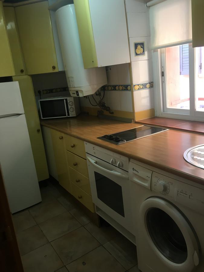 Apartamentos Turisticos Sol Y Nieve Jaca Kültér fotó